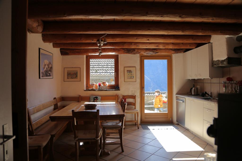 Casa Dosc Panzió Verdabbio Kültér fotó