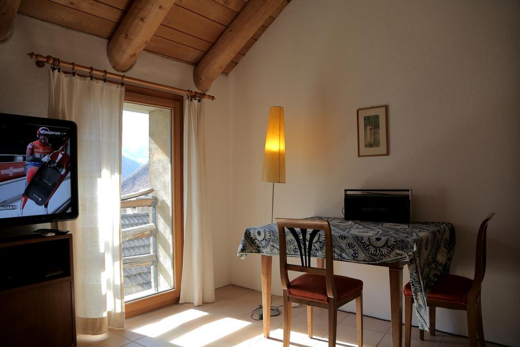 Casa Dosc Panzió Verdabbio Kültér fotó